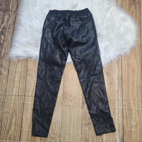 Blank nyc faux leather pull on pants - Picture 3 of 9